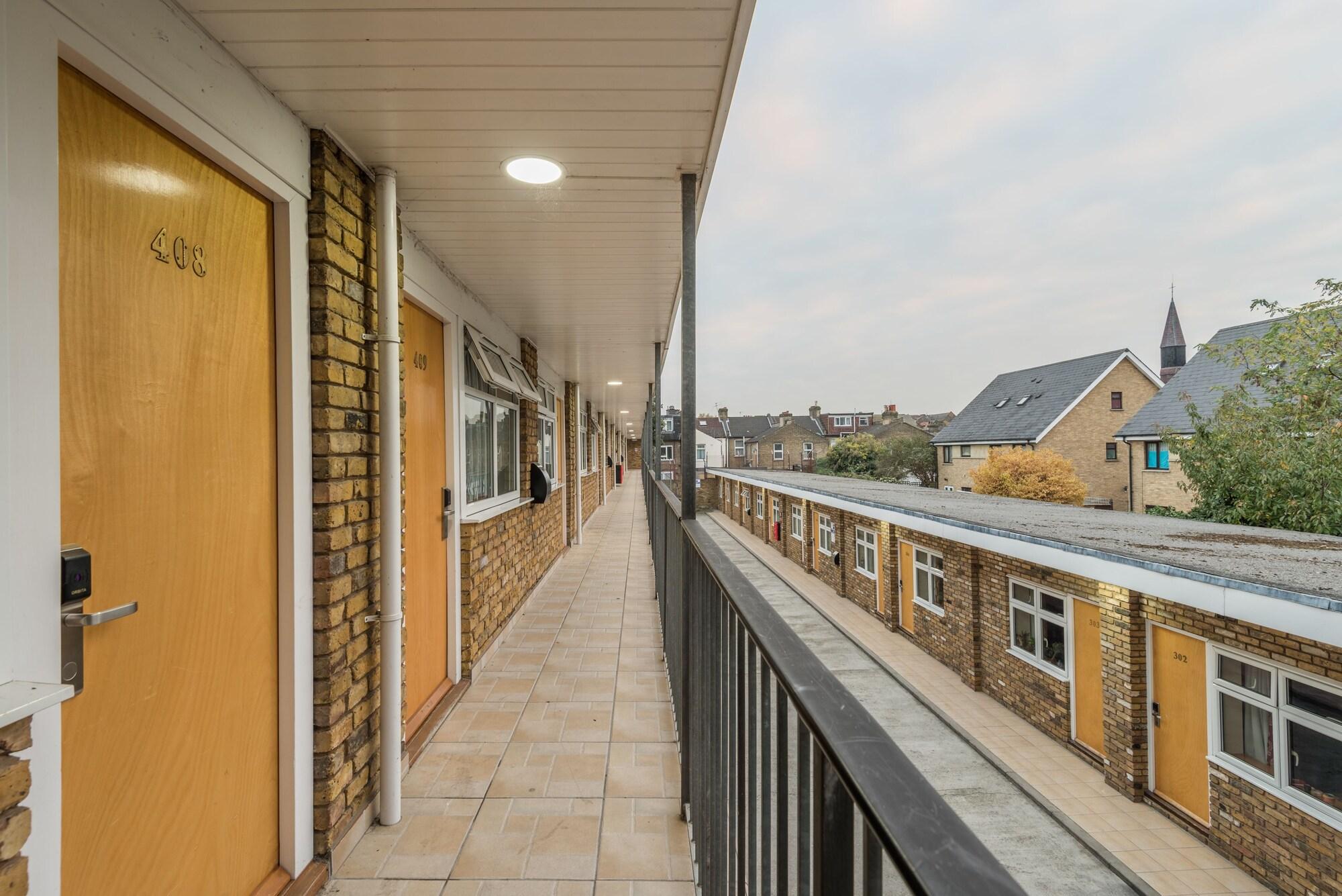 Viking Hotel London Exterior photo